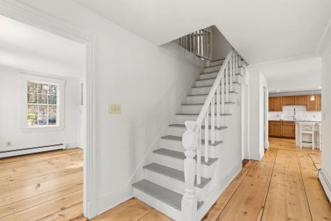 166 E Main Street Yarmouth ME 04096