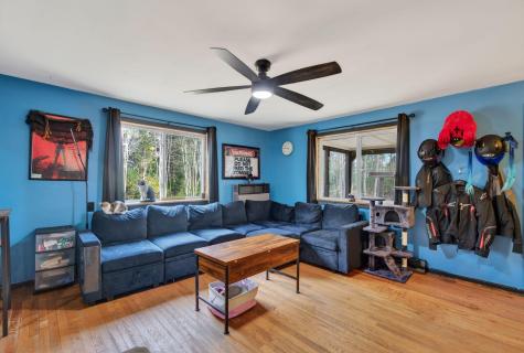 401 Miller Road Waldoboro ME 04572