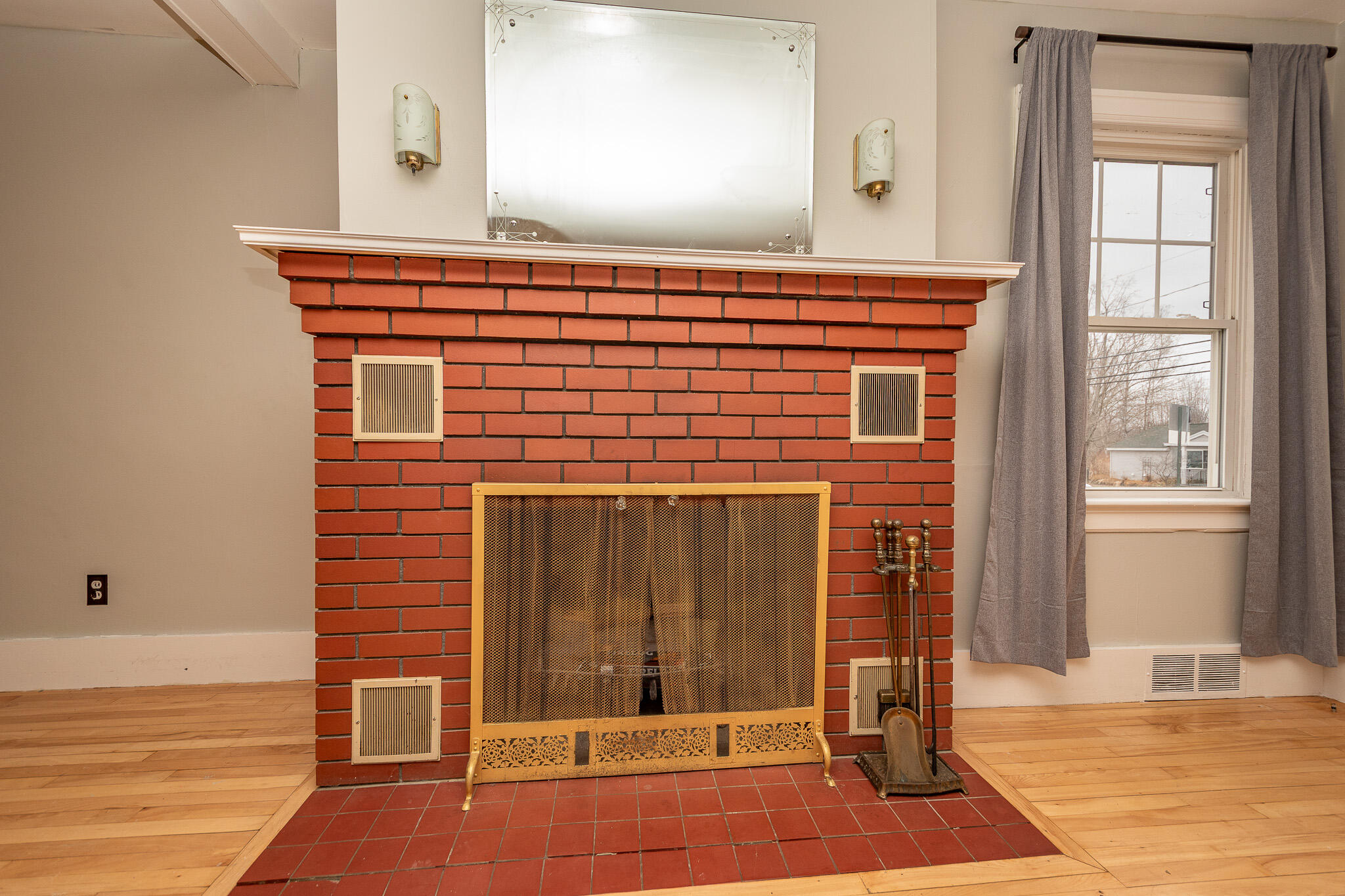 479 Essex Street Dover-foxcroft ME 04426
