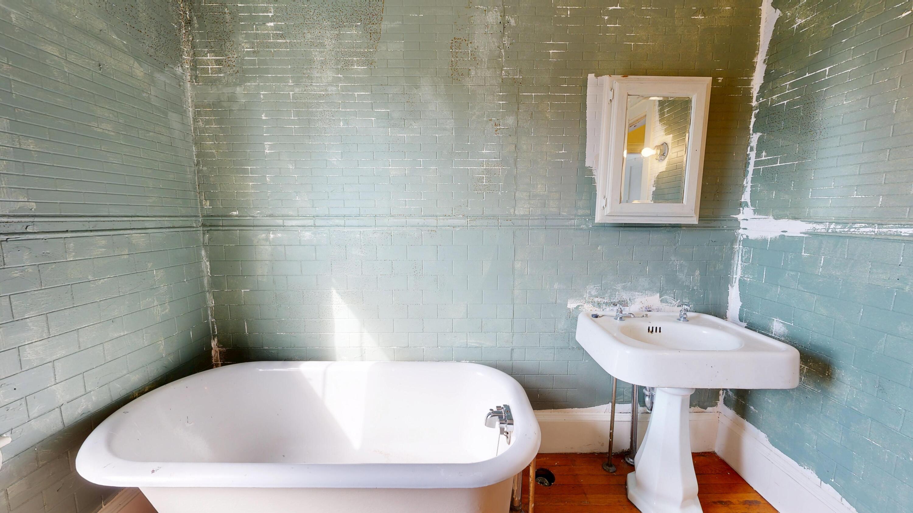 200 Main Street Wiscasset ME 04578