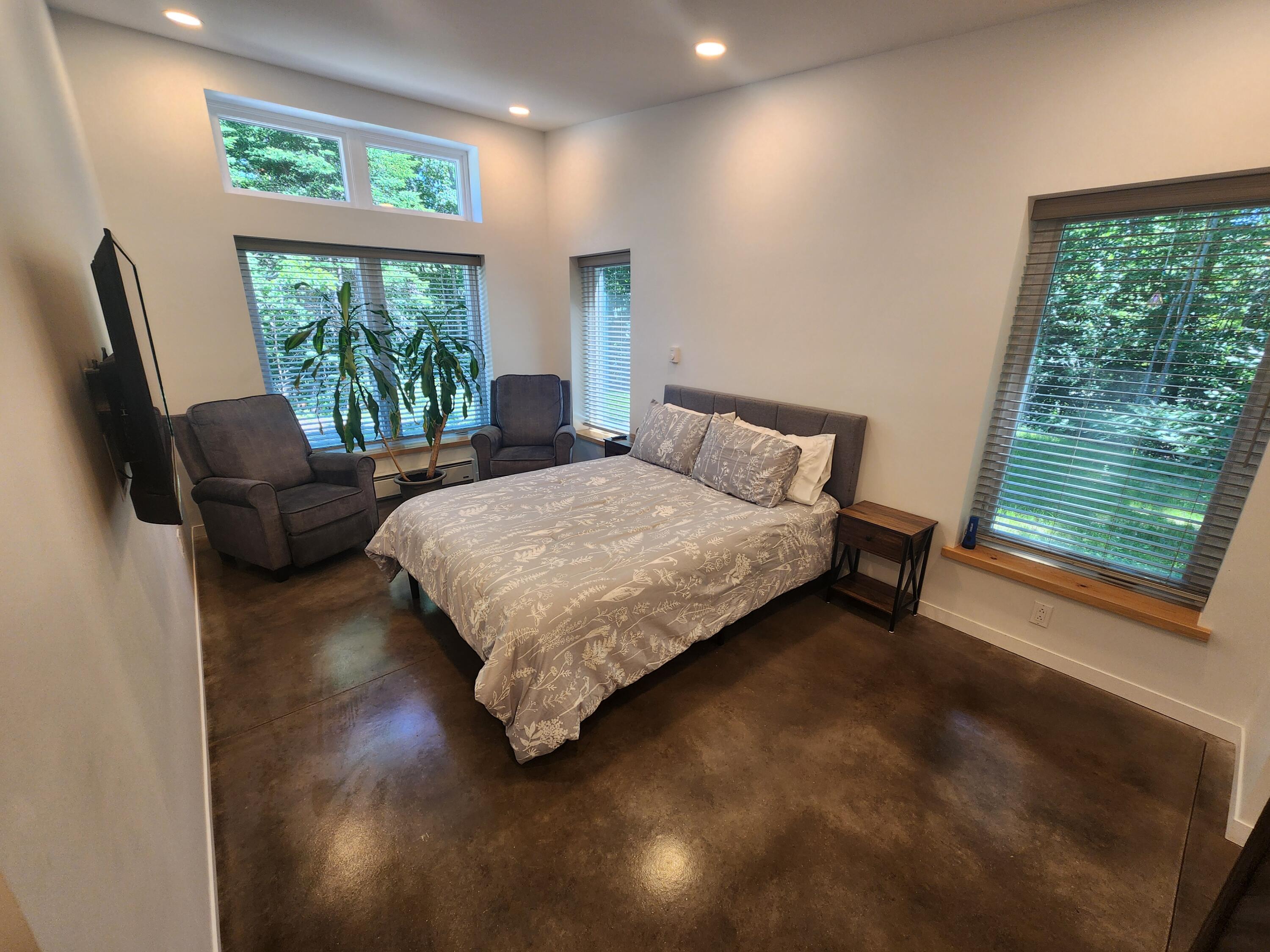 22 Pleasant Cove Drive New Vineyard ME 04956