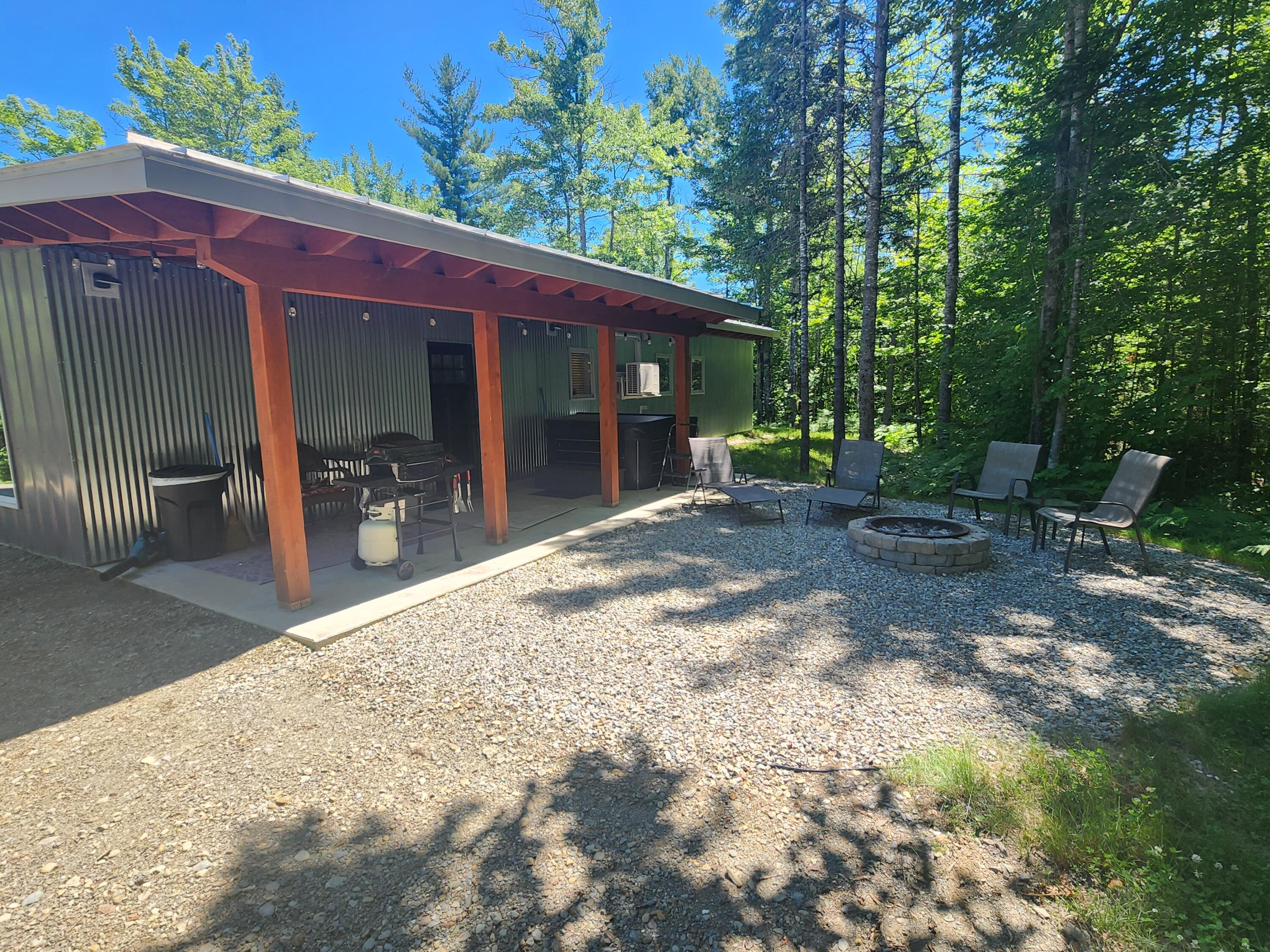 22 Pleasant Cove Drive New Vineyard ME 04956