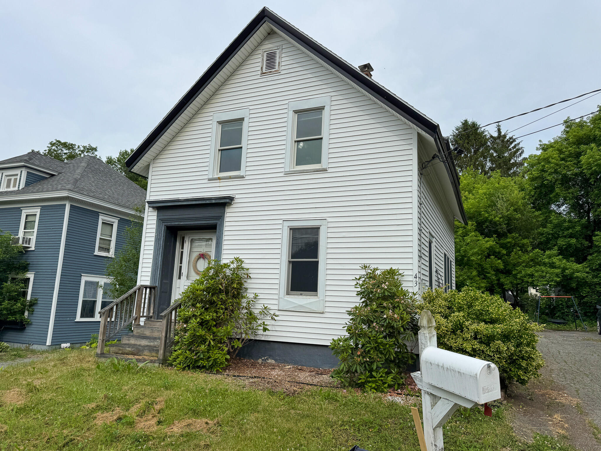 43 Holland Street Bangor ME 04401