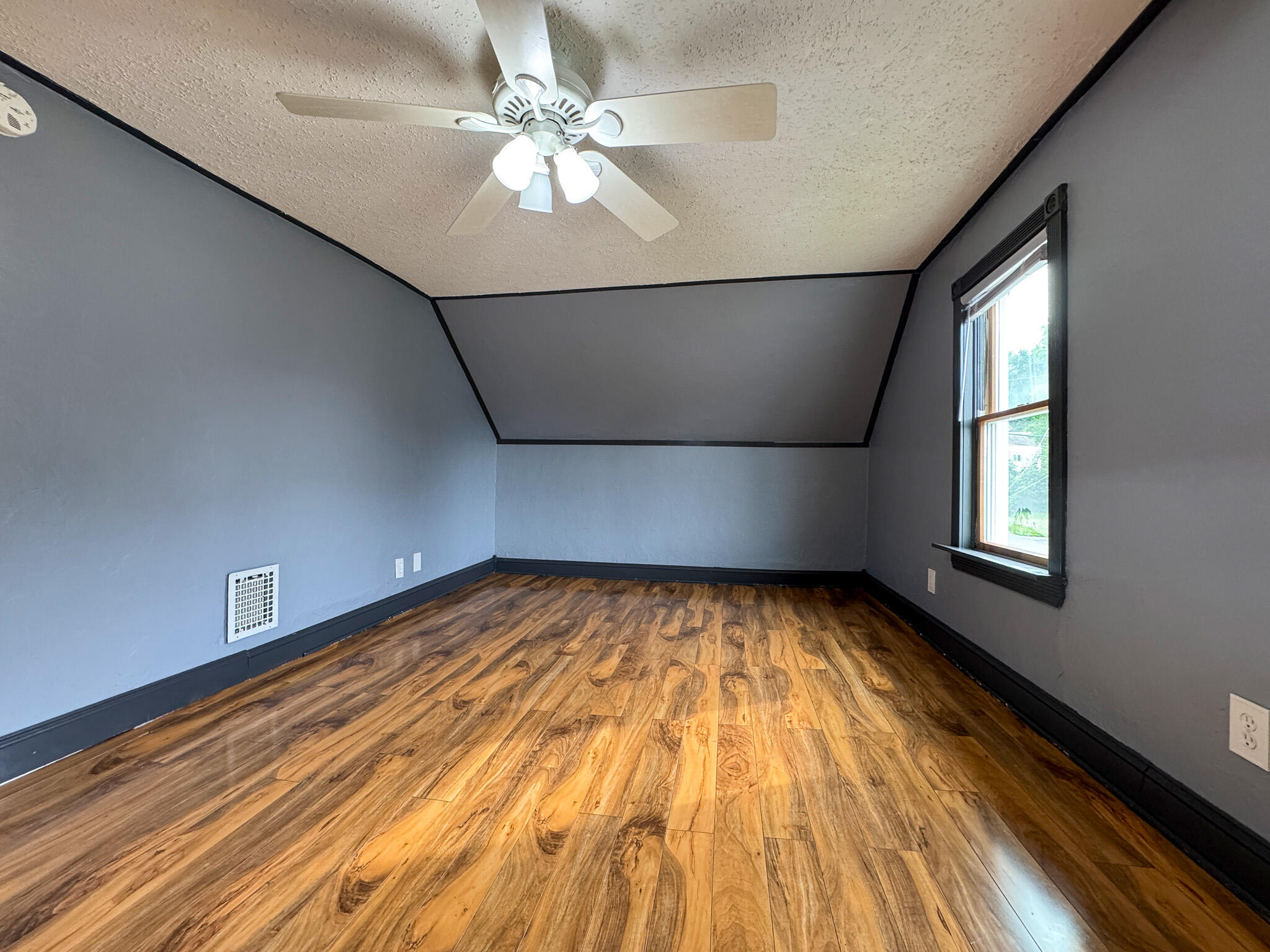 43 Holland Street Bangor ME 04401