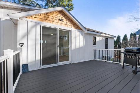 4 Highland Avenue Cumberland ME 04021