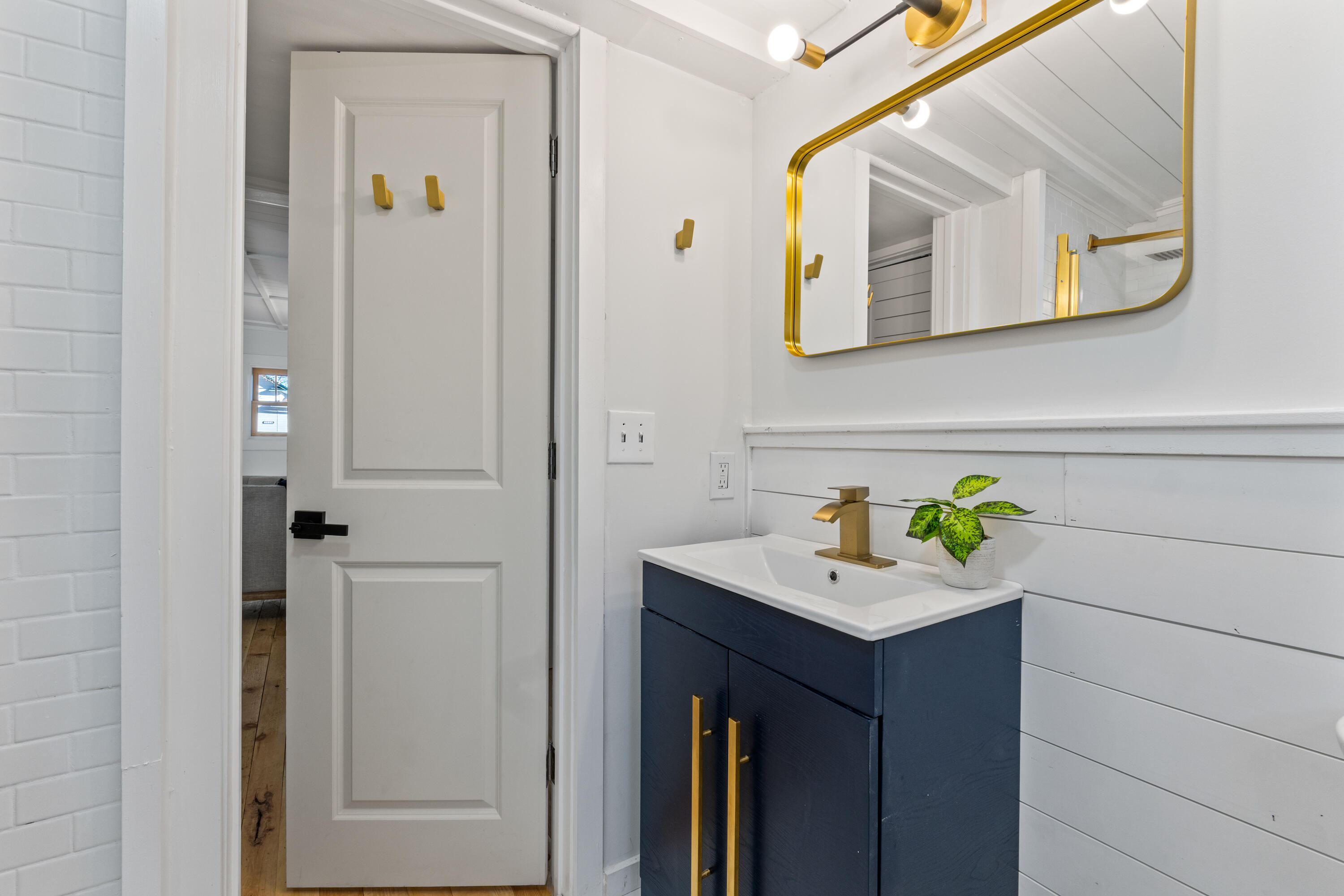 4 Highland Avenue Cumberland ME 04021