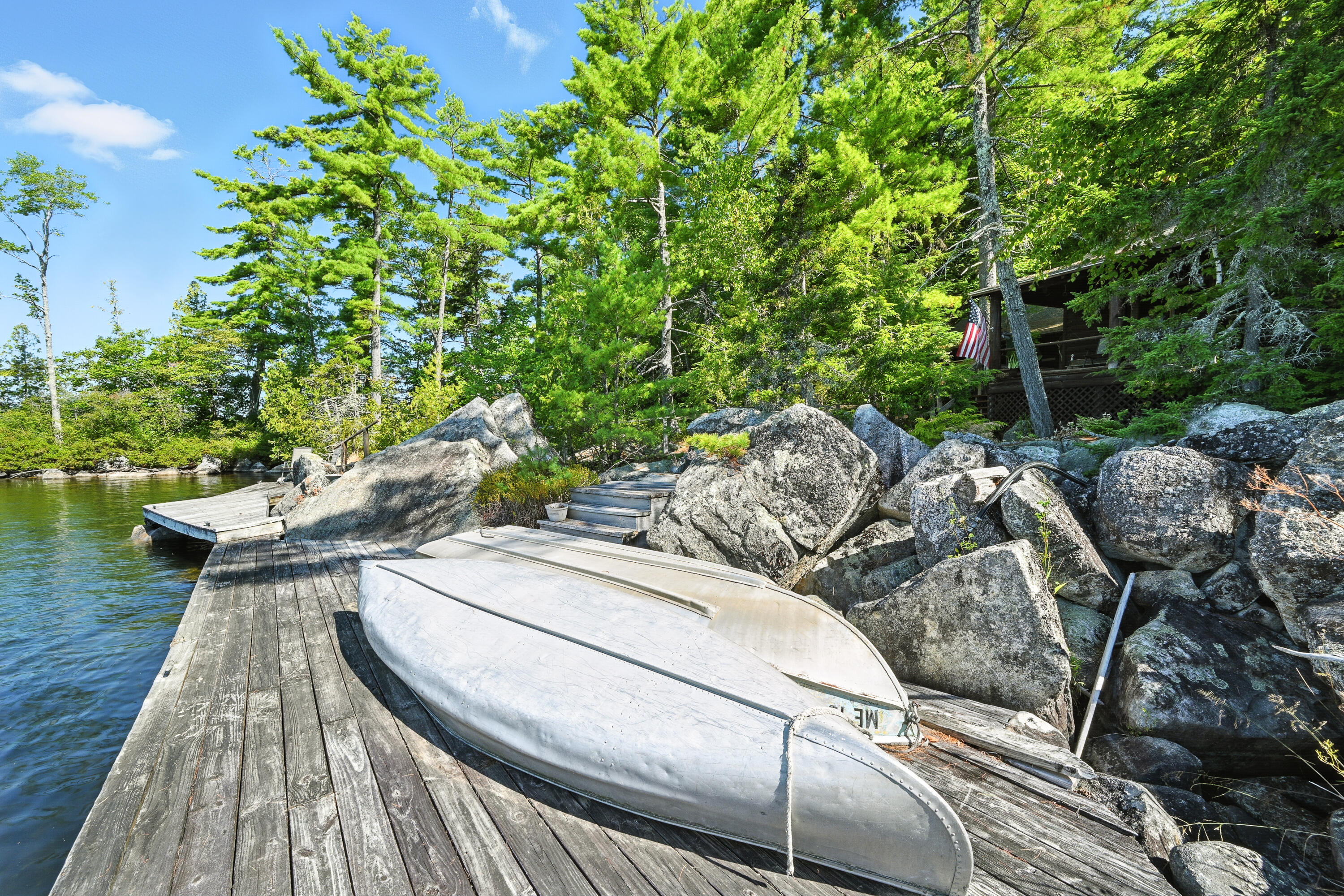 21 Delisle Lane Rome ME 04963