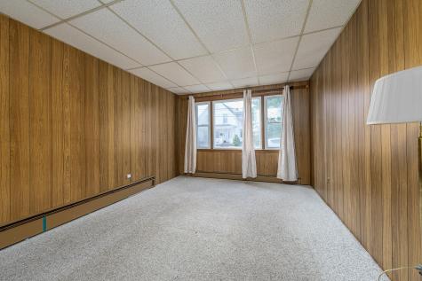 24 Highland Avenue Lewiston ME 04240