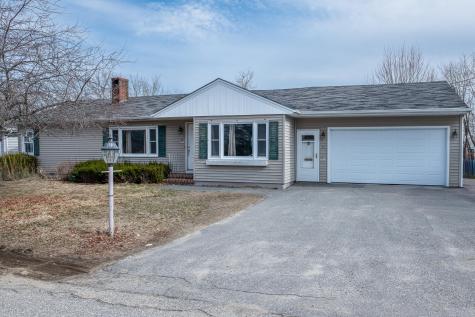 24 Highland Avenue Lewiston ME 04240