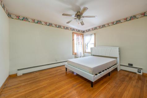 24 Highland Avenue Lewiston ME 04240