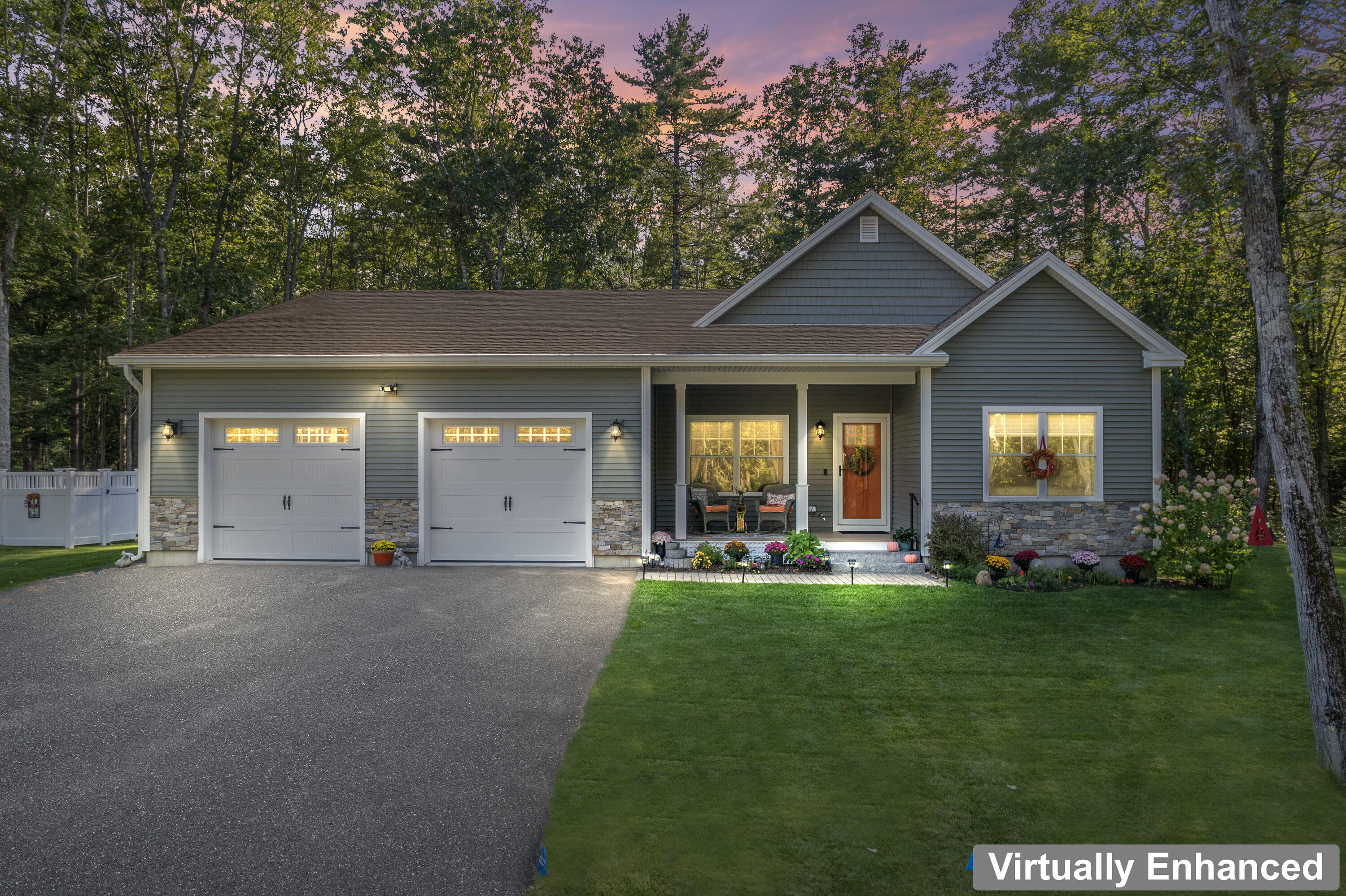 55 Somerset Place Topsham ME 04086