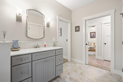 55 Somerset Place Topsham ME 04086