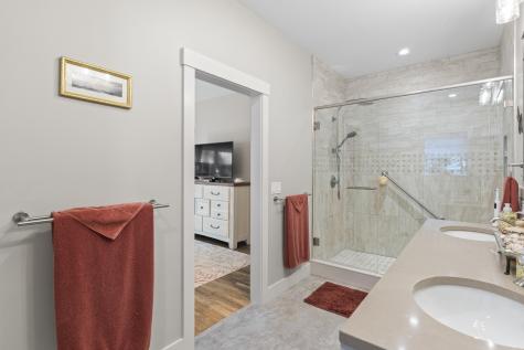 55 Somerset Place Topsham ME 04086