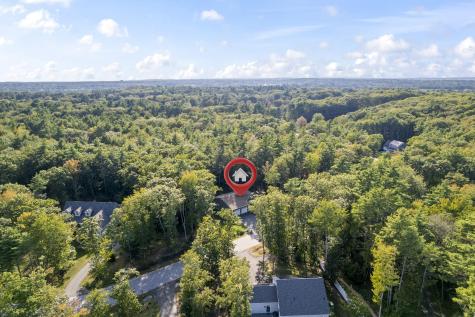 55 Somerset Place Topsham ME 04086