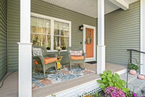 55 Somerset Place Topsham ME 04086