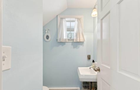 69 Hardy Road Falmouth ME 04105