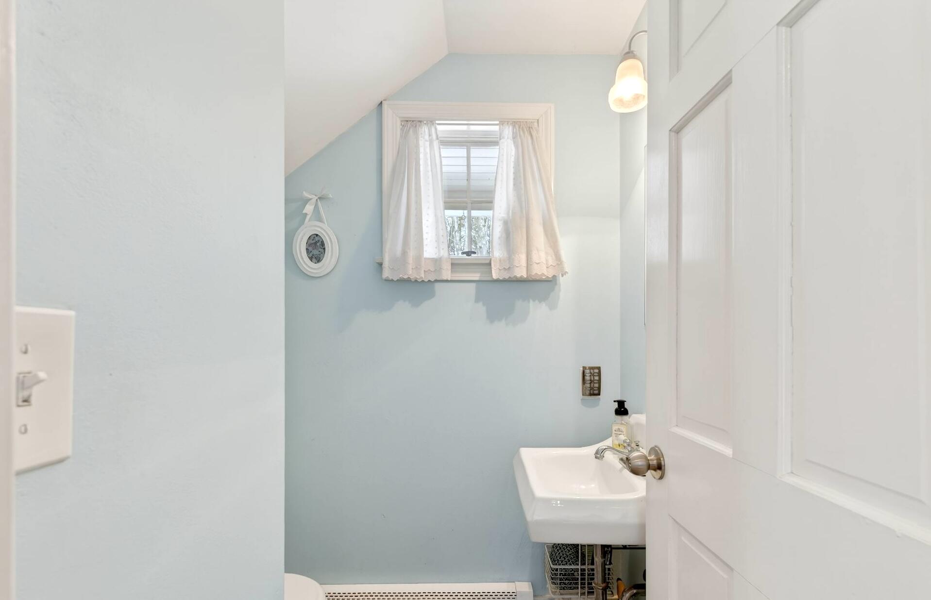 69 Hardy Road Falmouth ME 04105