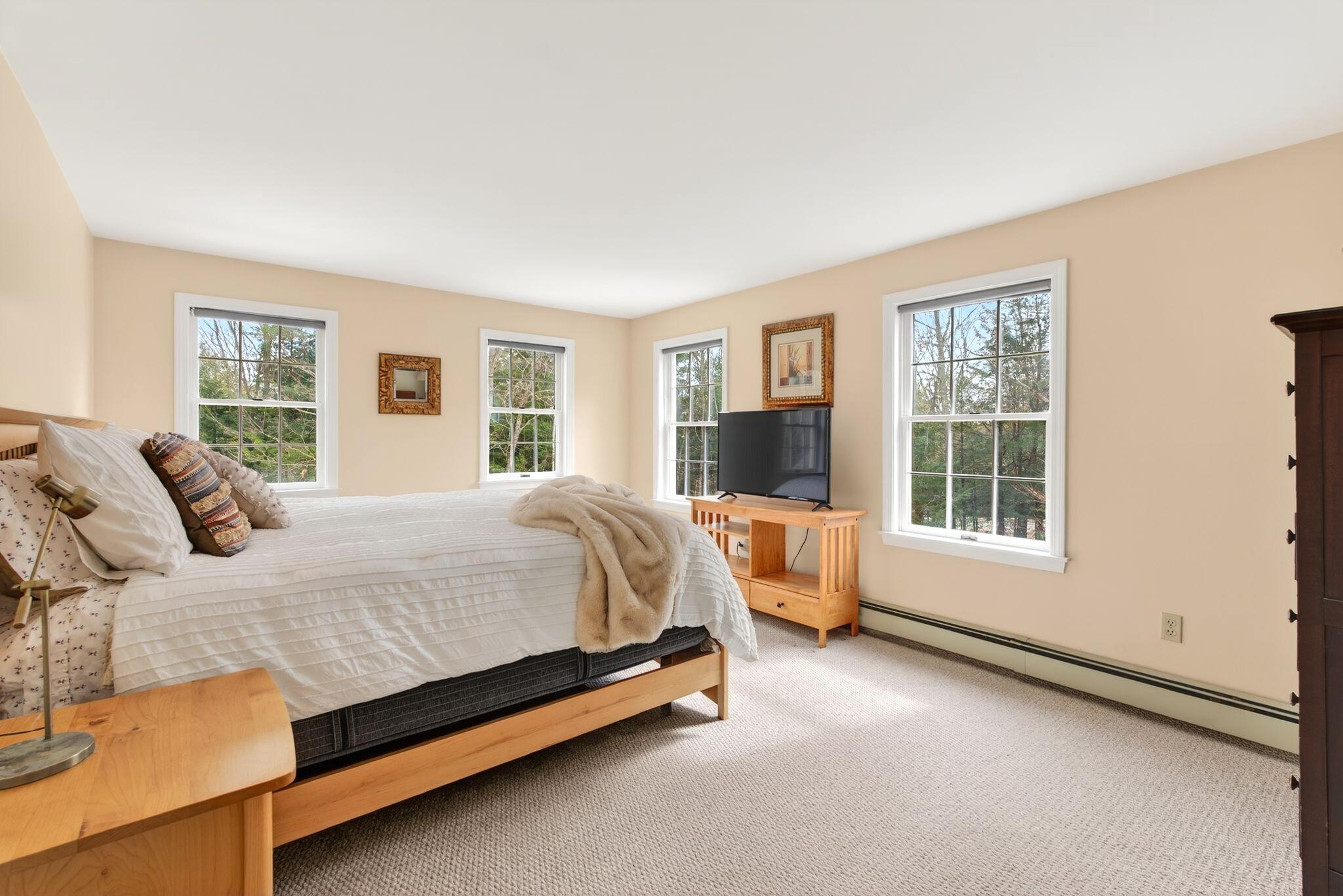 69 Hardy Road Falmouth ME 04105