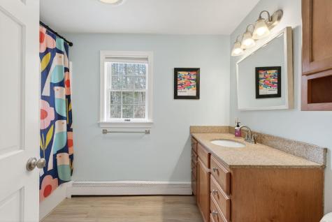 69 Hardy Road Falmouth ME 04105