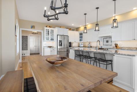 27 Nubble Road York ME 03909