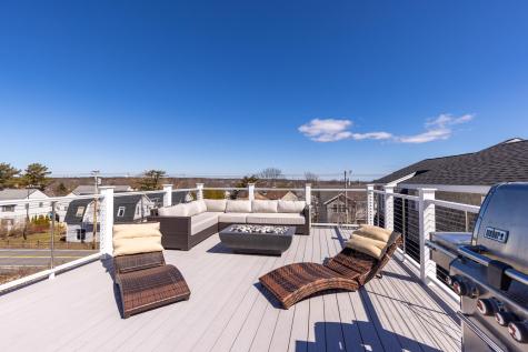 27 Nubble Road York ME 03909