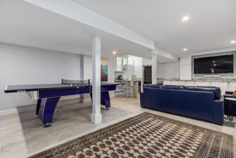 27 Nubble Road York ME 03909