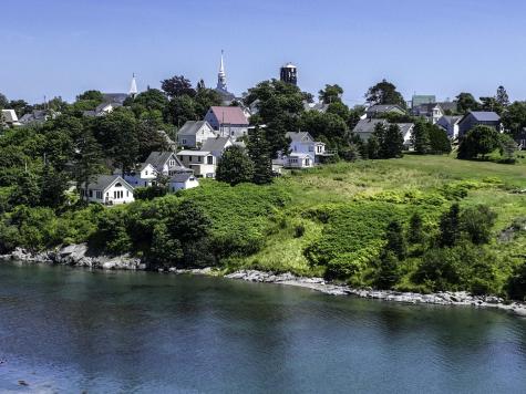 16 Monument Street Lubec ME 04652