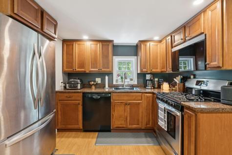 6 Village Circle Shapleigh ME 04076