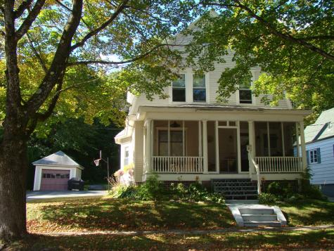 24 Dexter Avenue Auburn ME 04210