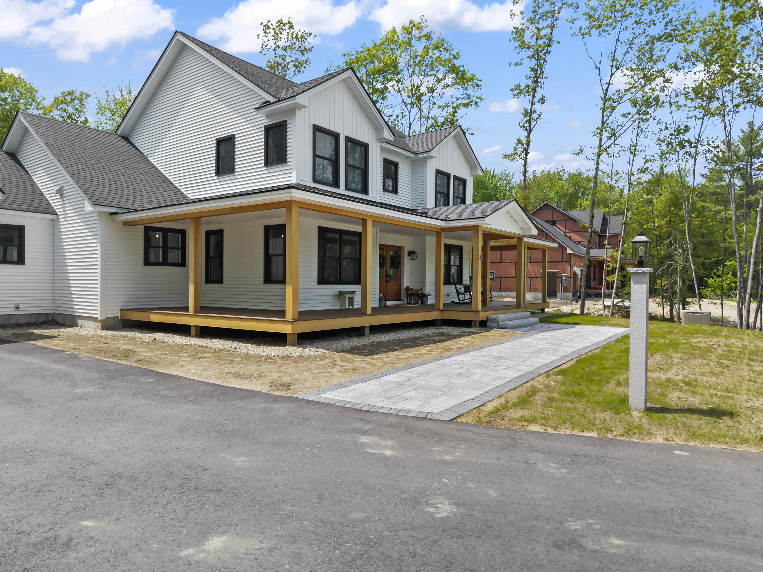 37 County Crossing Brunswick ME 04011