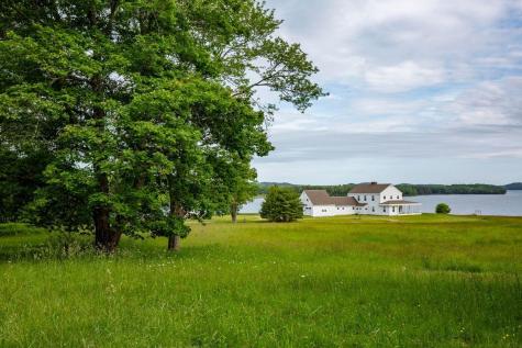 118 Wescott Battery Castine ME 04421