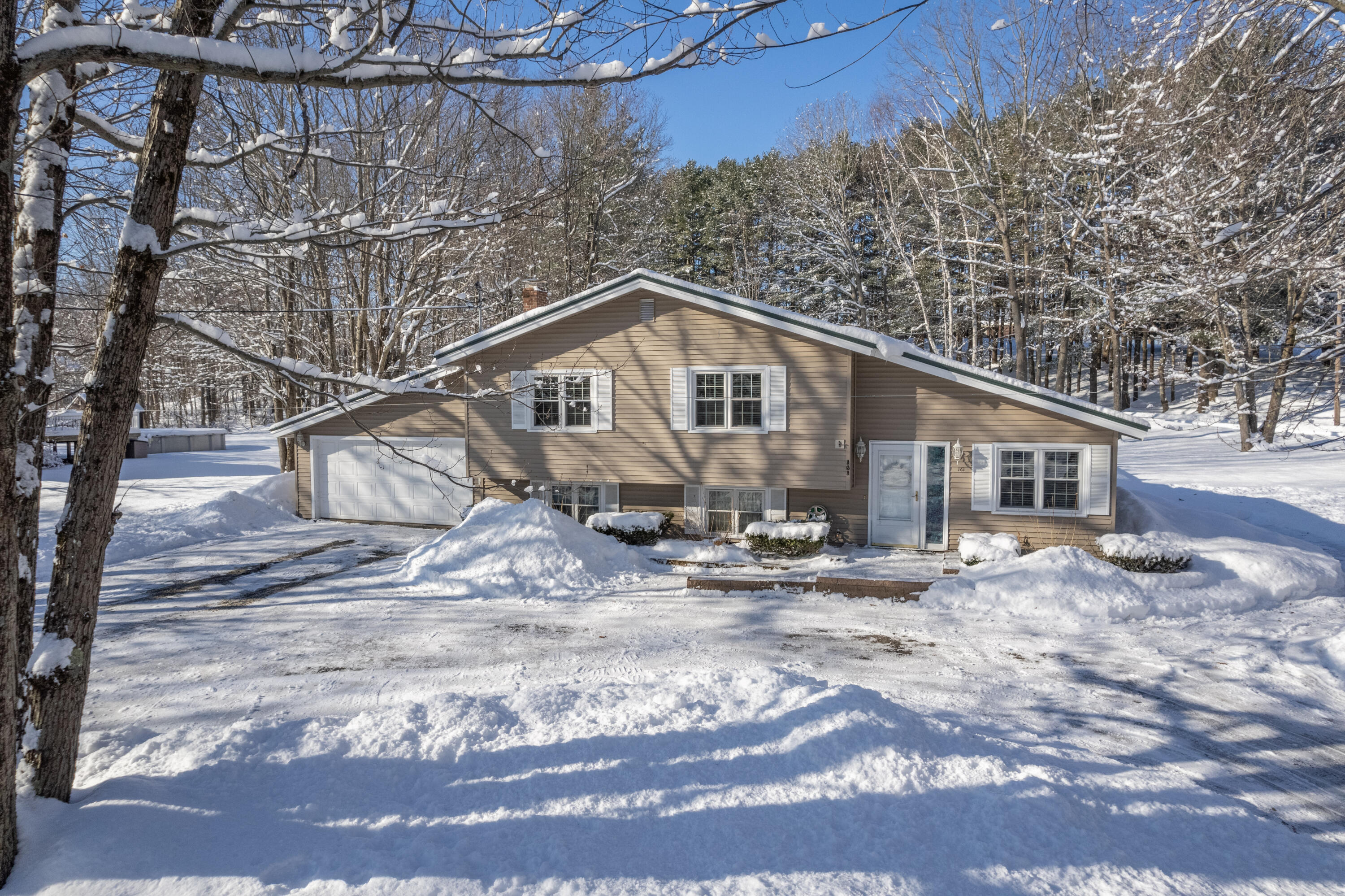 161 Randall Road Lewiston ME 04240