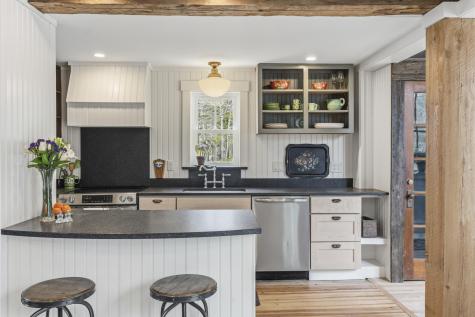 978 Wiscasset Road Boothbay ME 04537