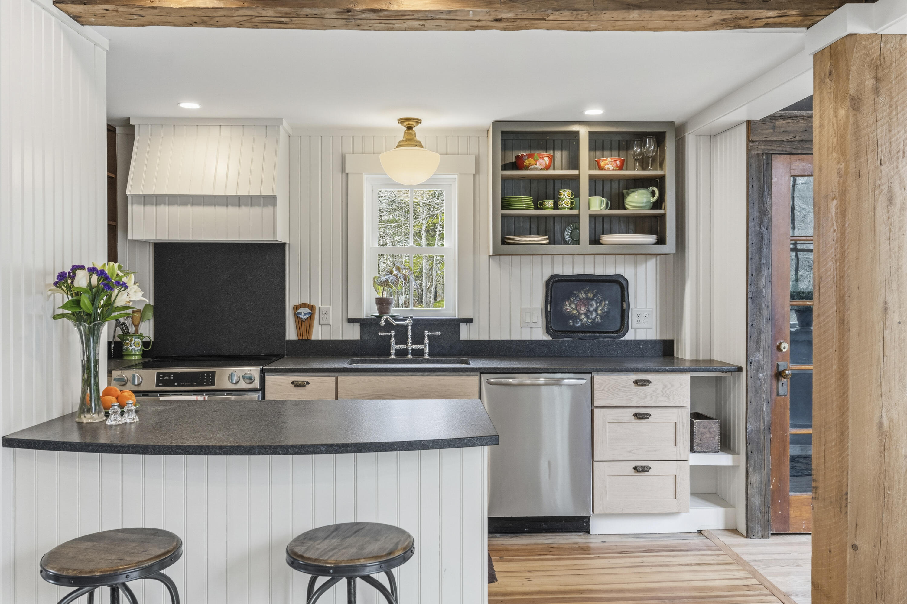 978 Wiscasset Road Boothbay ME 04537