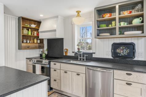 978 Wiscasset Road Boothbay ME 04537