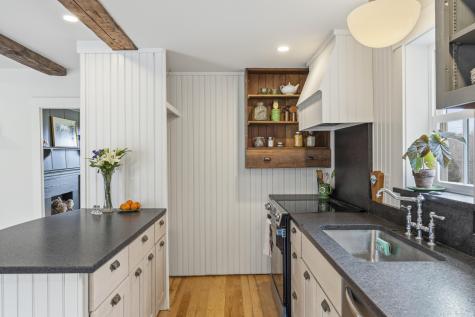 978 Wiscasset Road Boothbay ME 04537