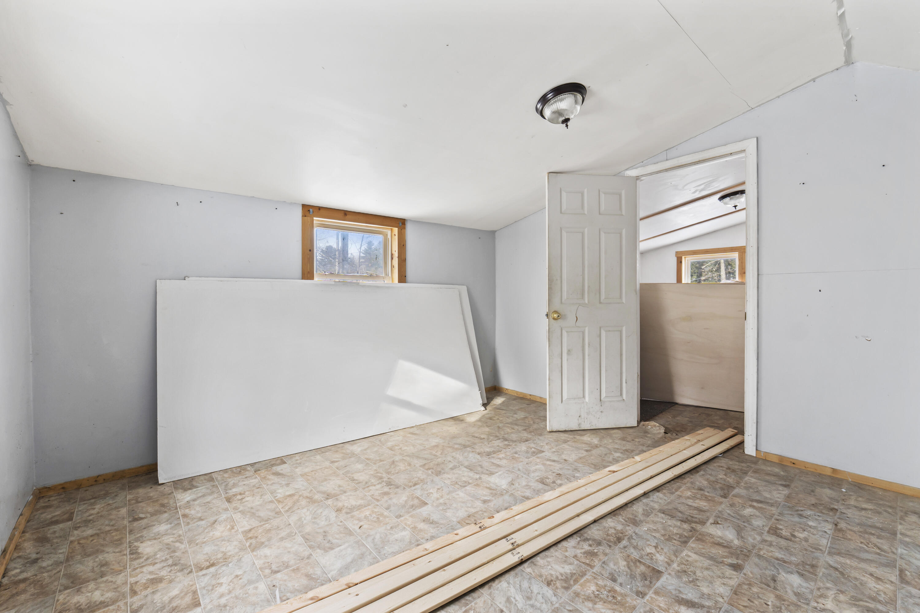 514 Old County Road Waldoboro ME 04572