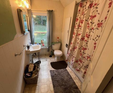 144 High Street Dexter ME 04930