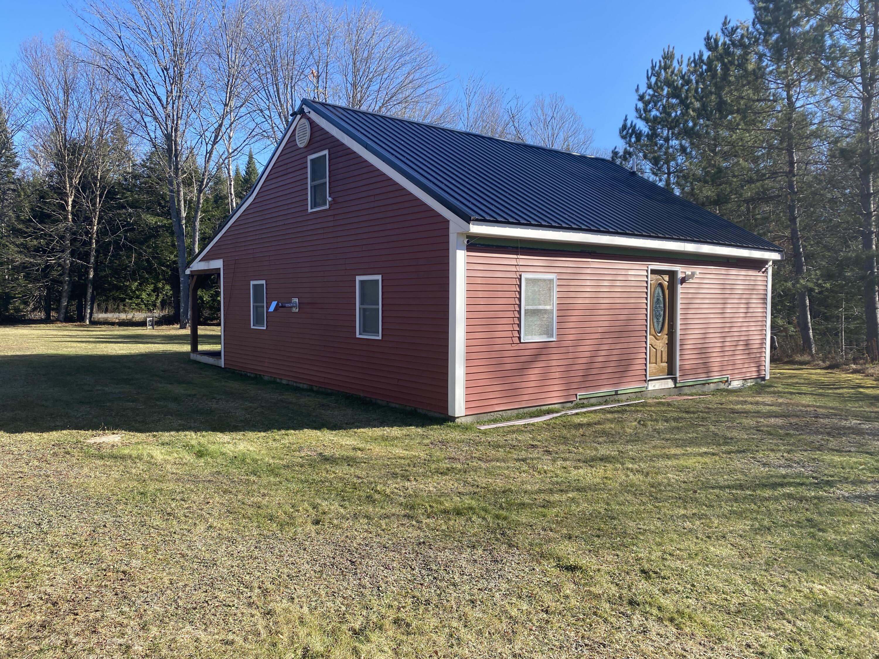 152 Silver Ridge Road Macwahoc Plt ME 04451