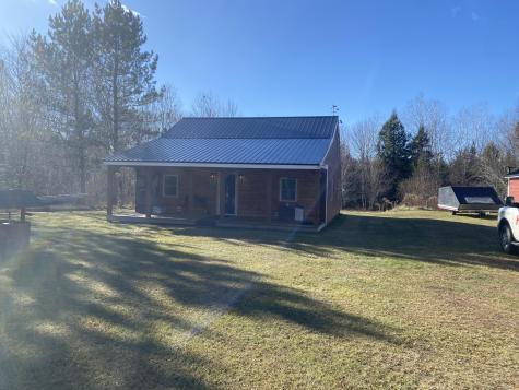 152 Silver Ridge Road Macwahoc Plt ME 04451