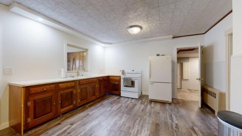 84 School Street Waldoboro ME 04572