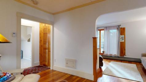 84 School Street Waldoboro ME 04572