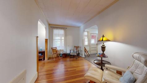 84 School Street Waldoboro ME 04572