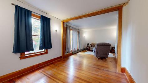 84 School Street Waldoboro ME 04572