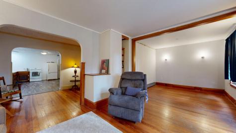 84 School Street Waldoboro ME 04572