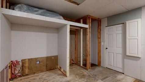 84 School Street Waldoboro ME 04572