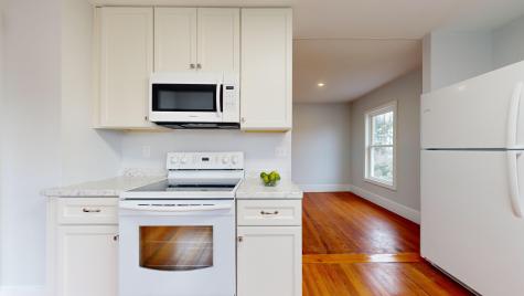 84 School Street Waldoboro ME 04572