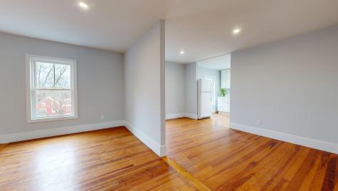 84 School Street Waldoboro ME 04572