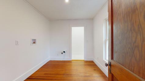 84 School Street Waldoboro ME 04572