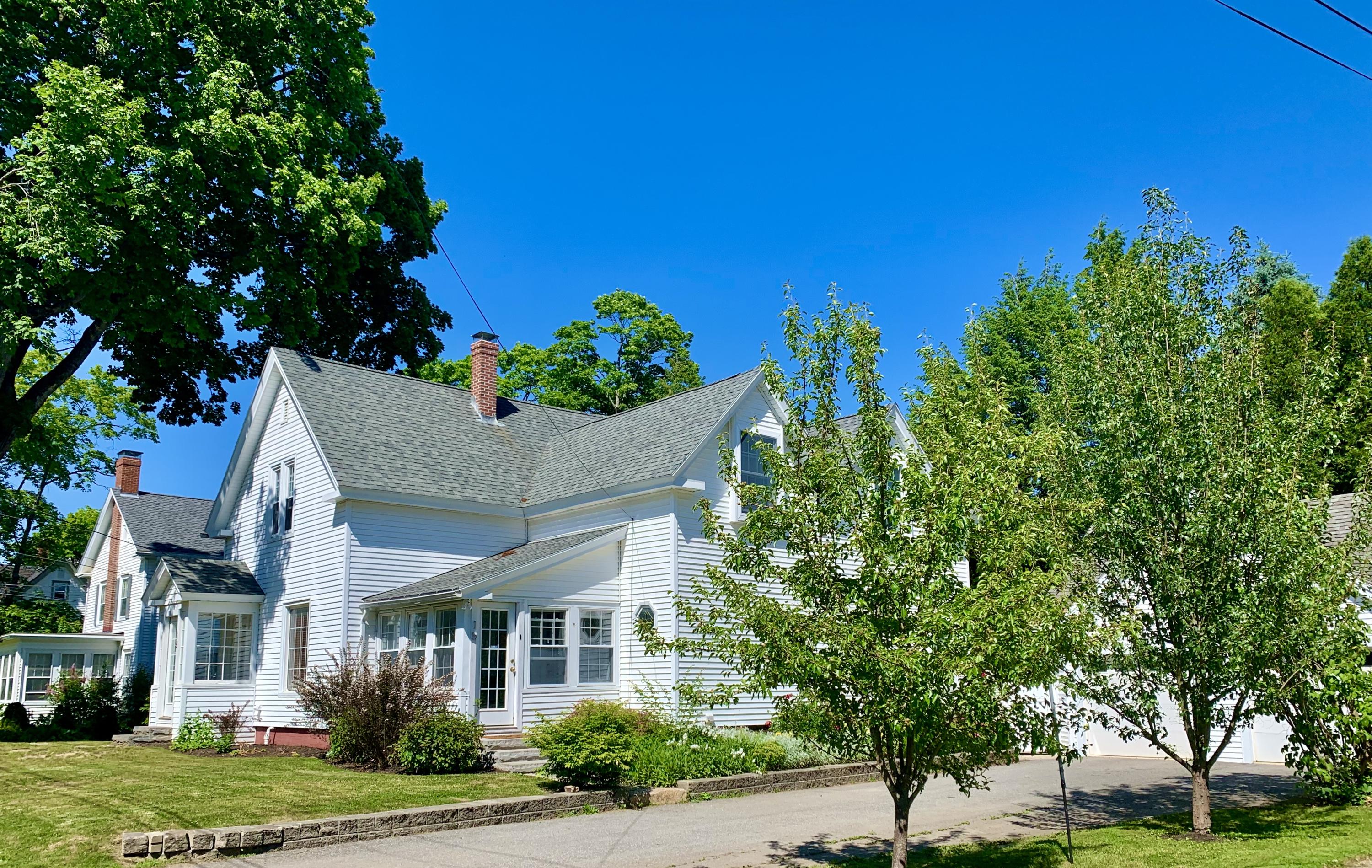 15 Shaw Avenue Rockland ME 04841